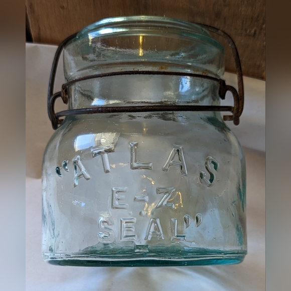 Atlas EZ Seal Small Antique Aqua Mason Jar W Wire Bale - Picture 8 of 12